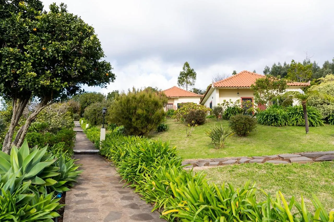 Bungalows Do Amparo Ponta do Pargo 0*,